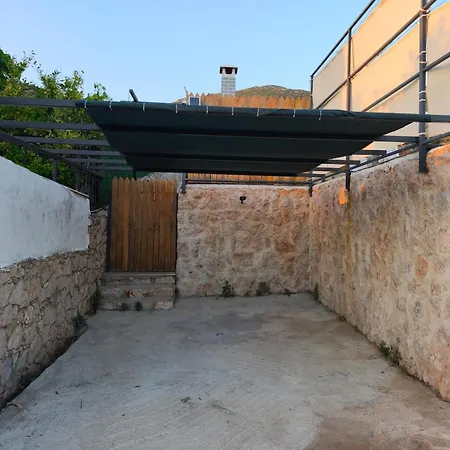 Sarp Kalkan Вилла *
