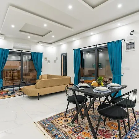 Sarp Kalkan וילה *